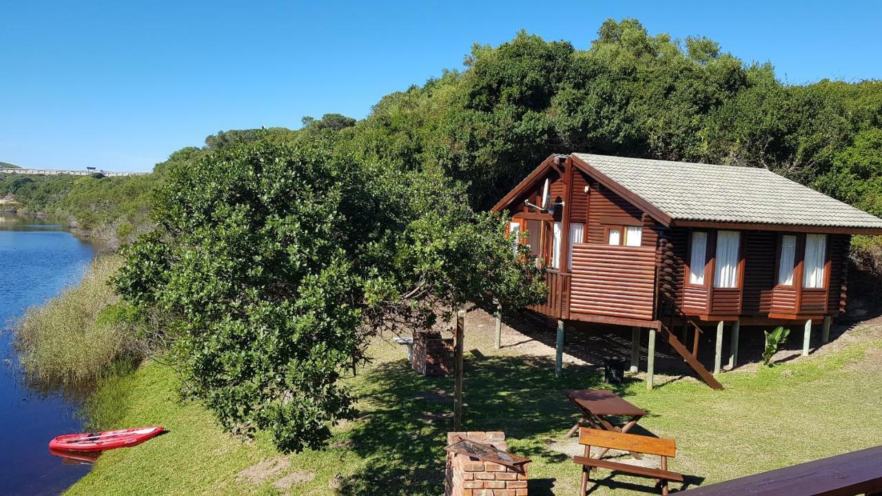 Pirates Creek Self-Catering Chalets วิลเดอร์เนส ภายนอก รูปภาพ