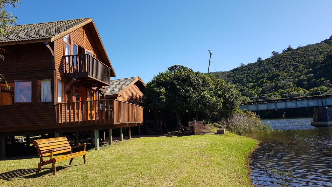 Pirates Creek Self-Catering Chalets วิลเดอร์เนส ภายนอก รูปภาพ